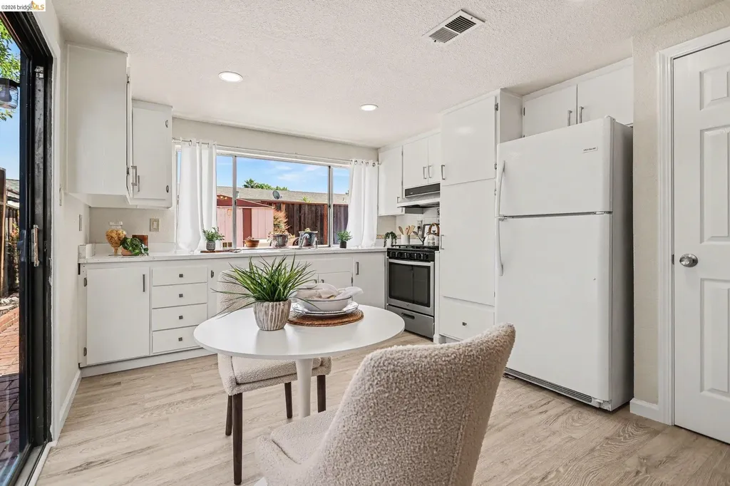 2713 Del Oro Circle Antioch CA 94509