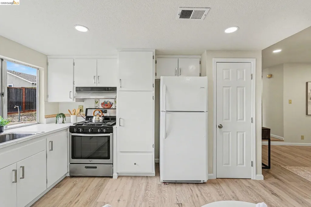 2713 Del Oro Circle Antioch CA 94509