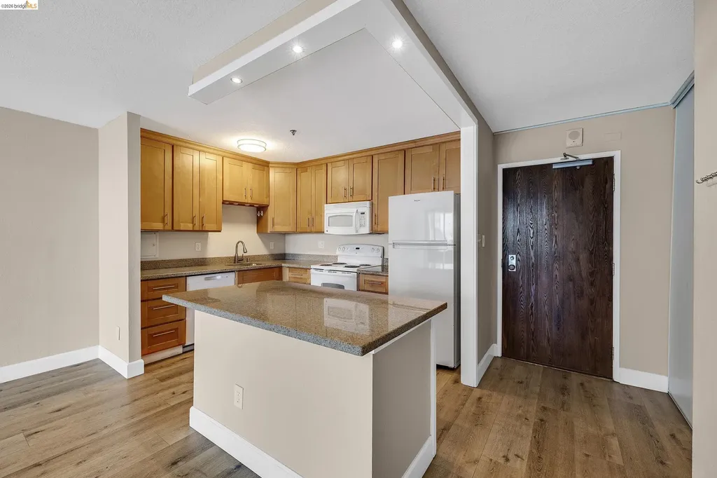 555 Pierce Street Albany CA 94706