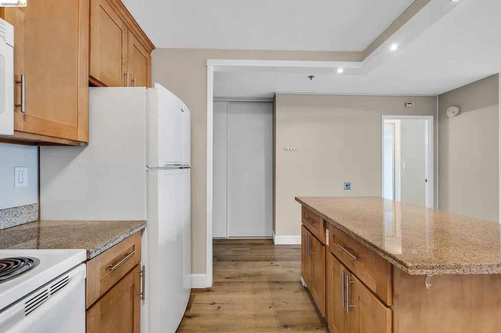 555 Pierce Street Albany CA 94706