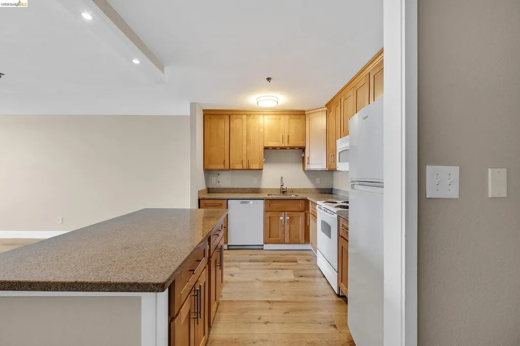 555 Pierce Street Albany CA 94706