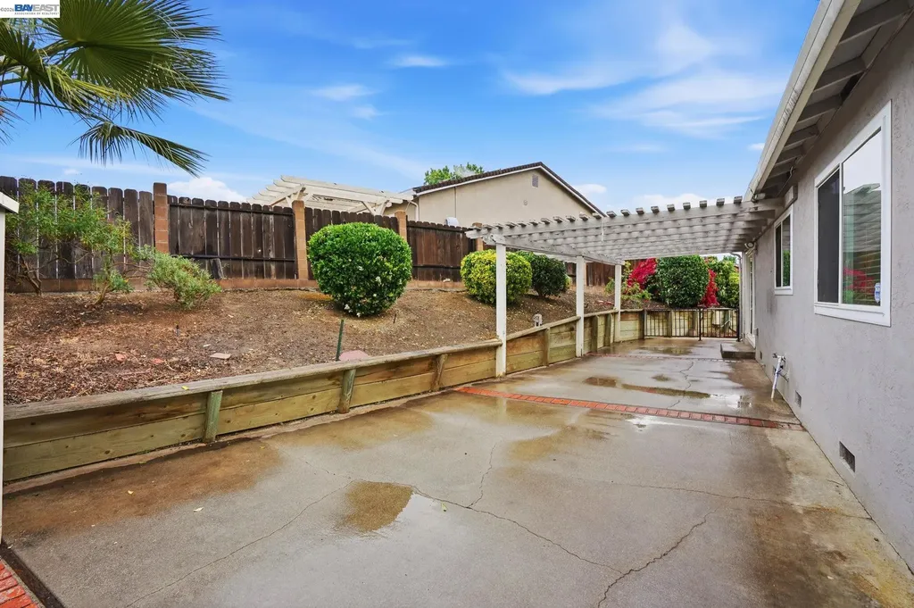 311 Huntington Drive Antioch CA 94509