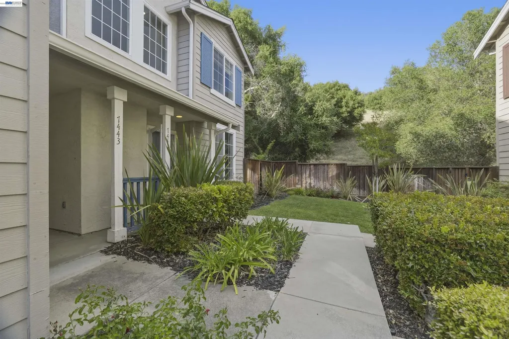 7445 Brigadoon Way Dublin CA 94568