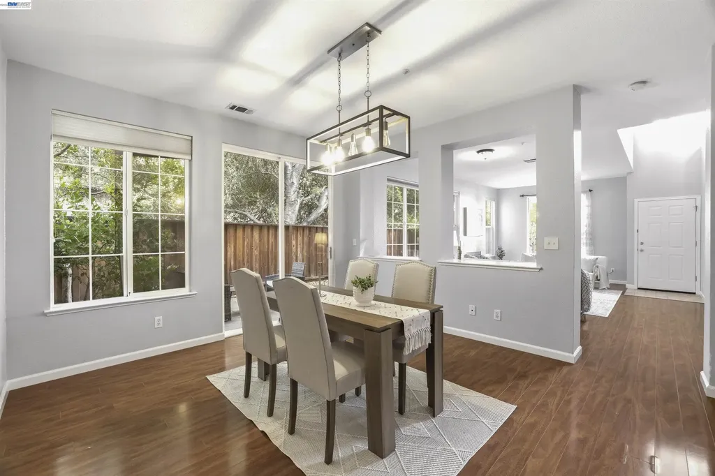 7445 Brigadoon Way Dublin CA 94568