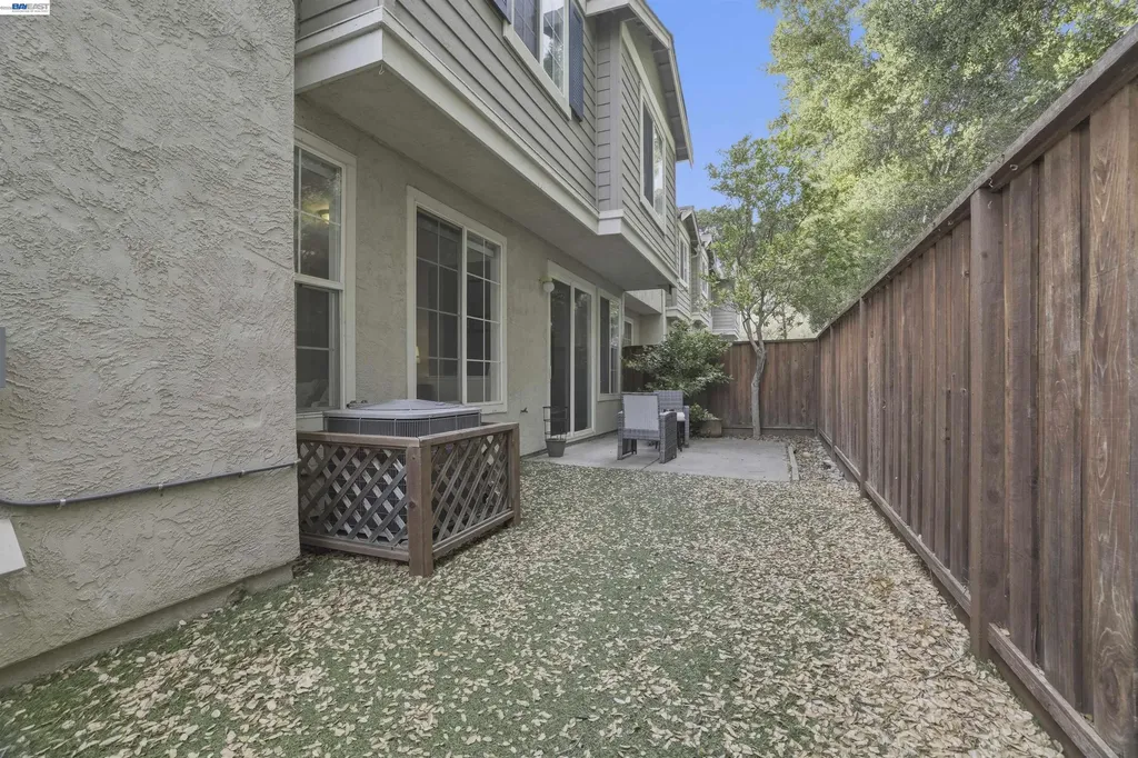 7445 Brigadoon Way Dublin CA 94568