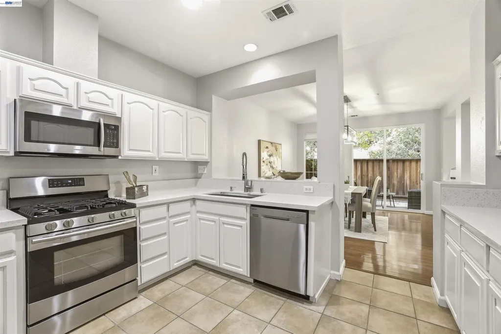 7445 Brigadoon Way Dublin CA 94568