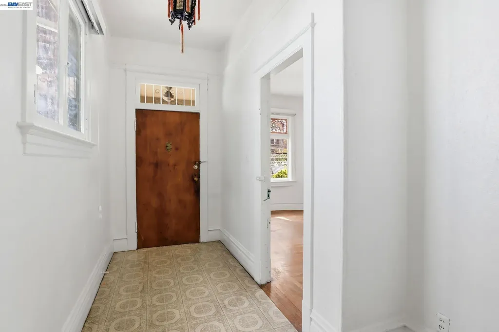55 8th Street Oakland CA 94607