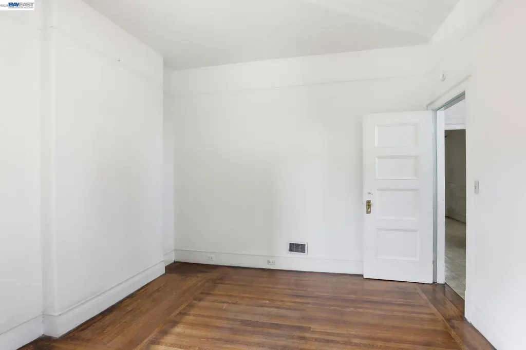 55 8th Street Oakland CA 94607