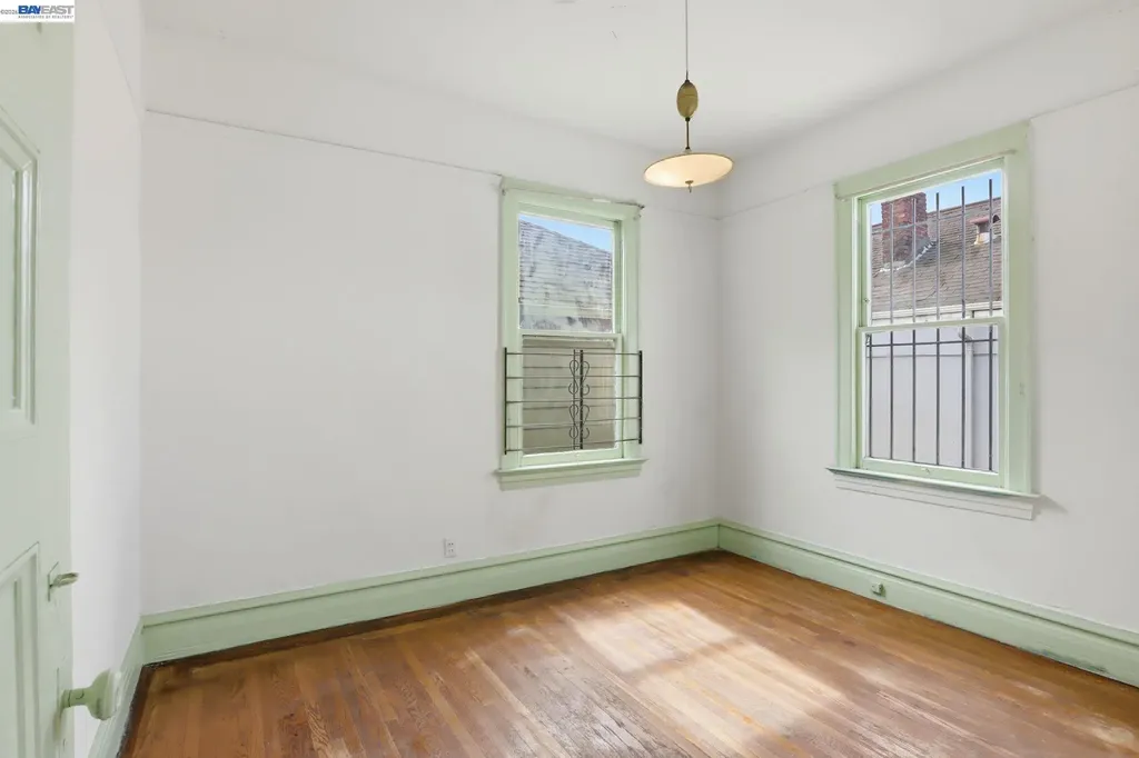 55 8th Street Oakland CA 94607
