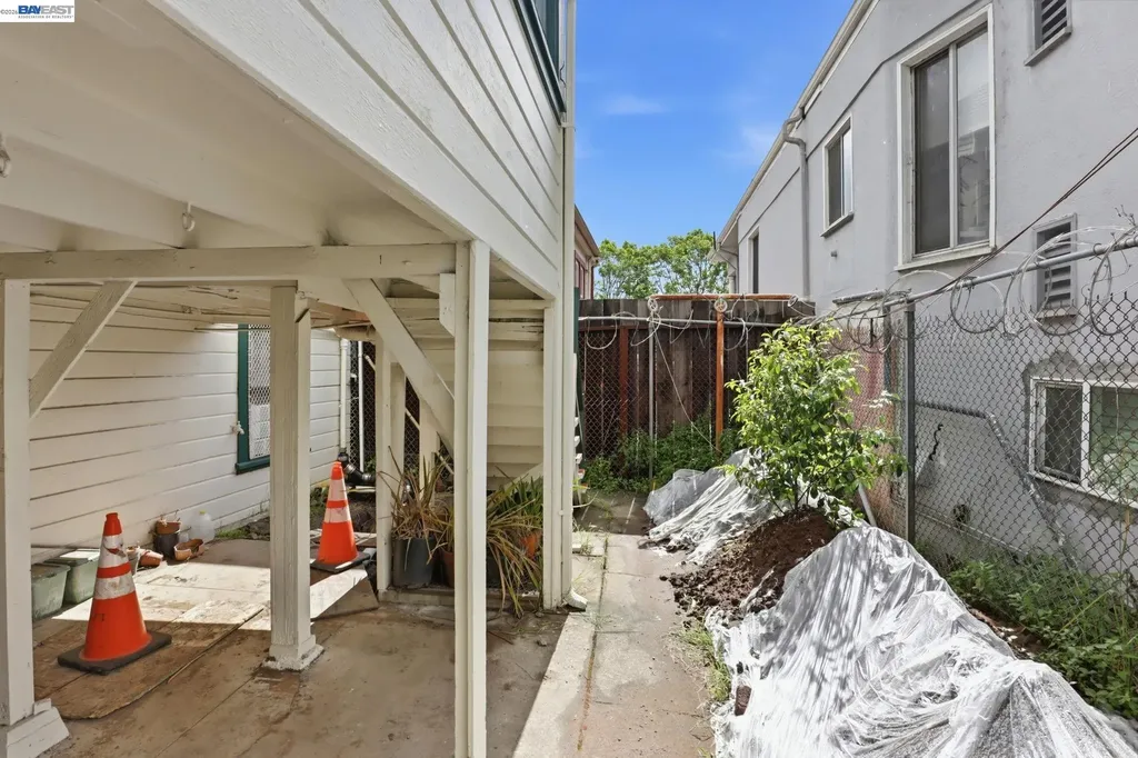 55 8th Street Oakland CA 94607