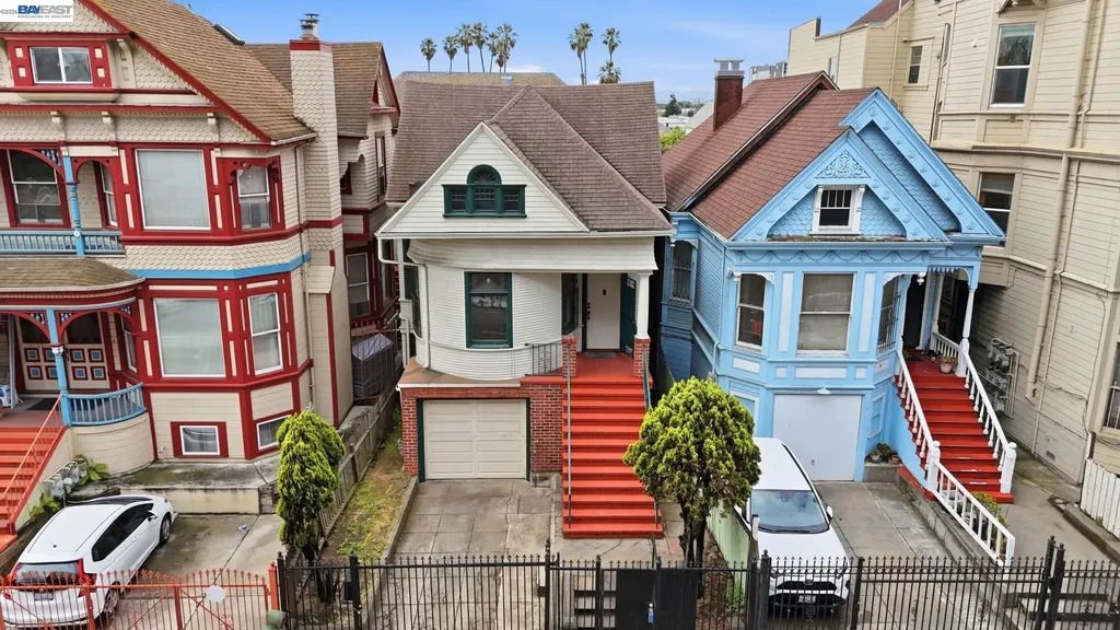 55 8th Street Oakland CA 94607