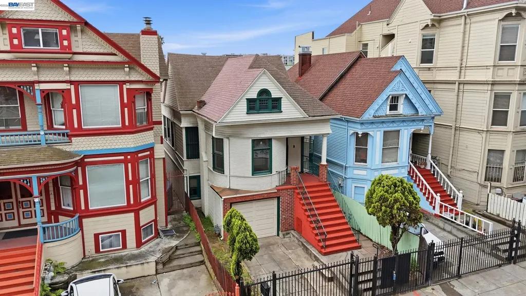 55 8th Street Oakland CA 94607