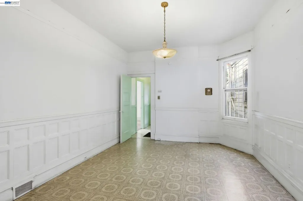 55 8th Street Oakland CA 94607