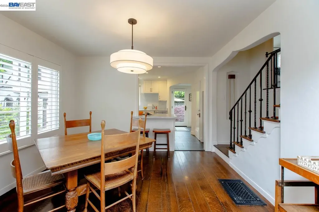 905 Del Mar Avenue Alameda CA 94501