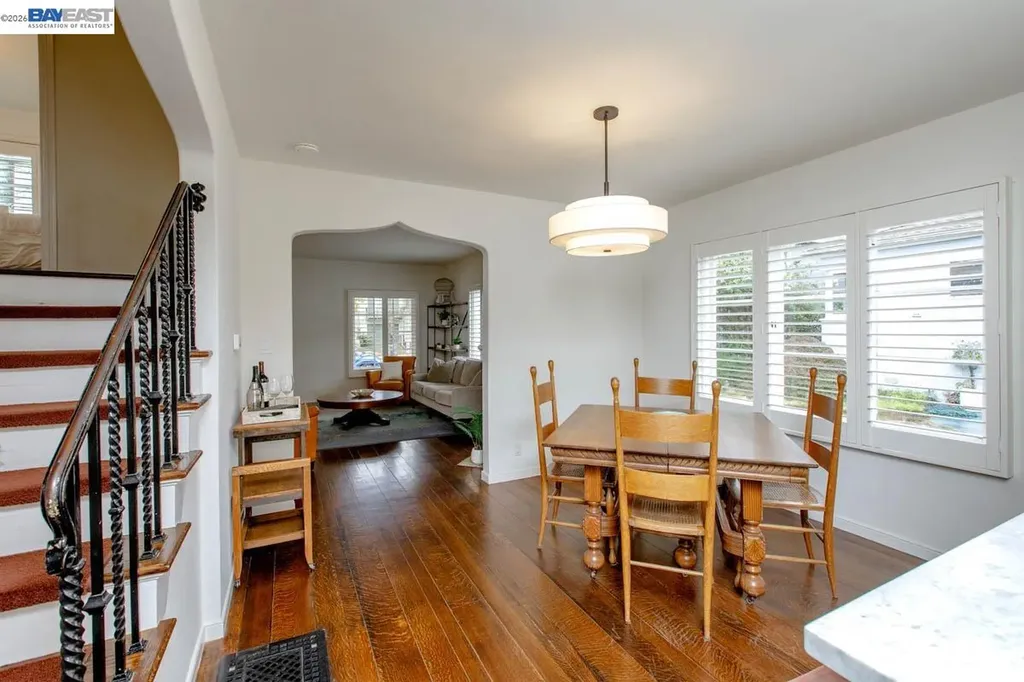905 Del Mar Avenue Alameda CA 94501