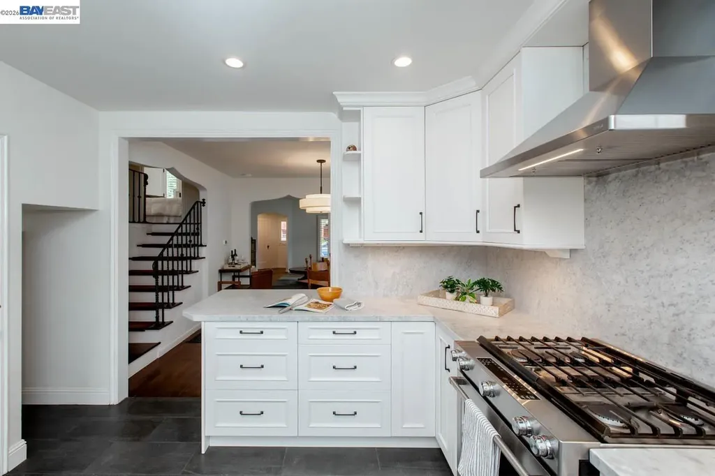 905 Del Mar Avenue Alameda CA 94501