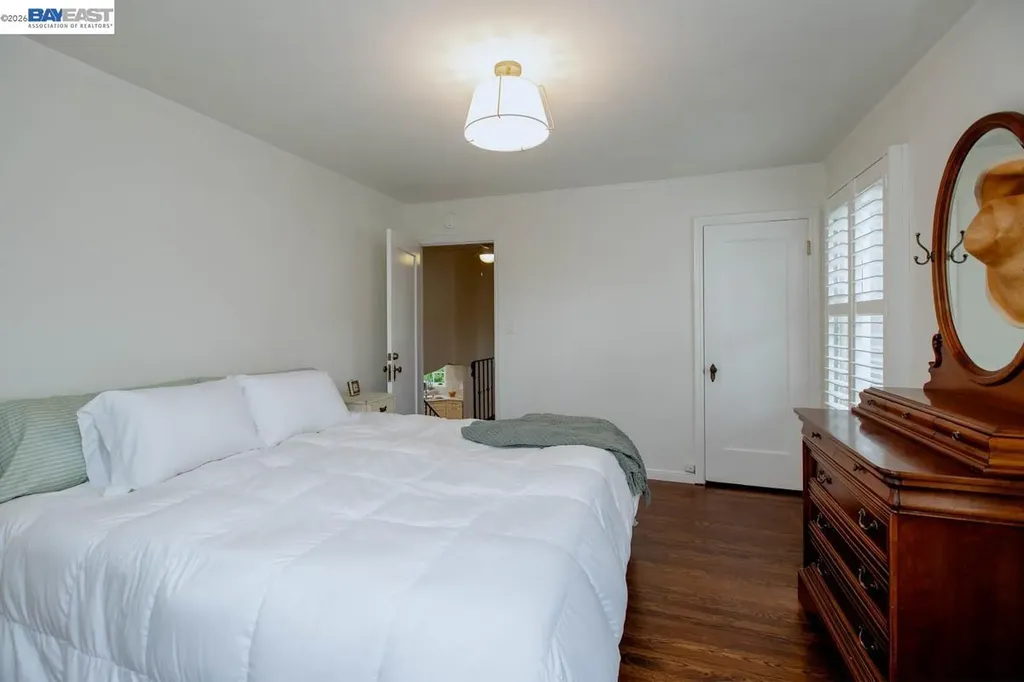 905 Del Mar Avenue Alameda CA 94501