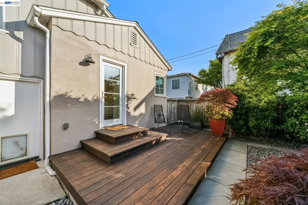 905 Del Mar Avenue Alameda CA 94501