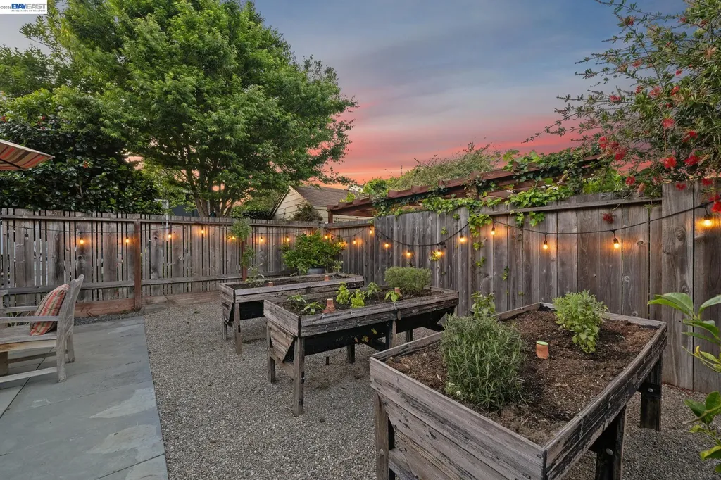 905 Del Mar Avenue Alameda CA 94501