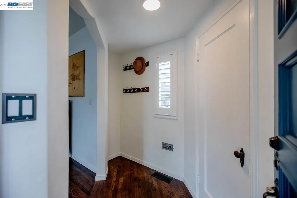 905 Del Mar Avenue Alameda CA 94501