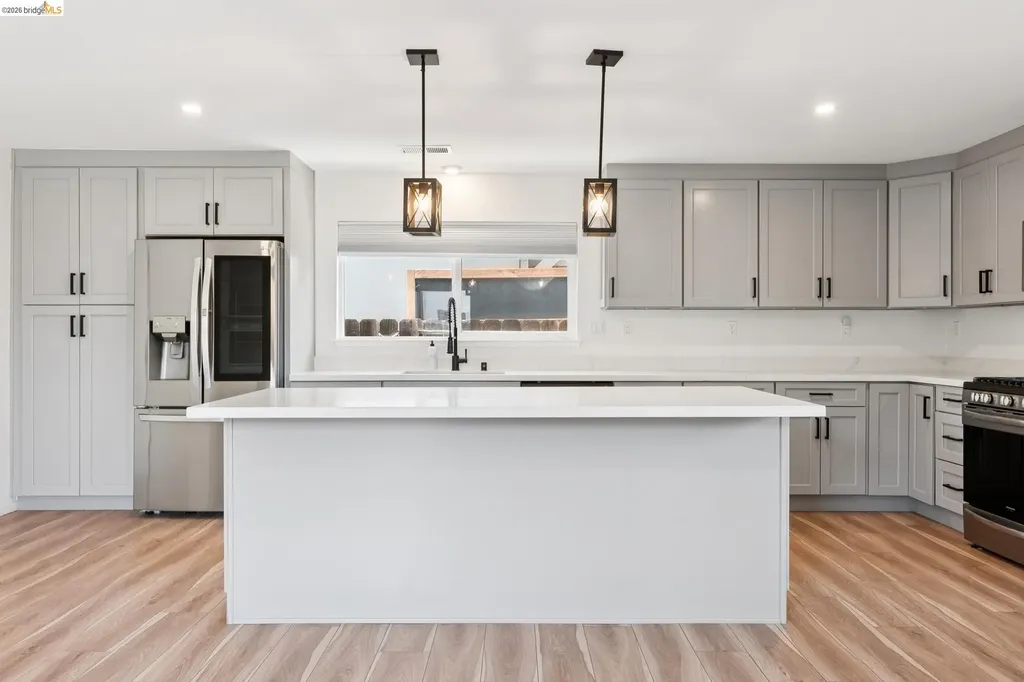 1300 Evergreen Drive Concord CA 94520