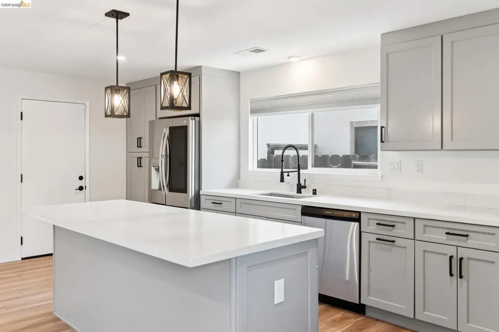 1300 Evergreen Drive Concord CA 94520