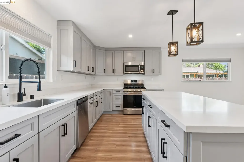 1300 Evergreen Drive Concord CA 94520