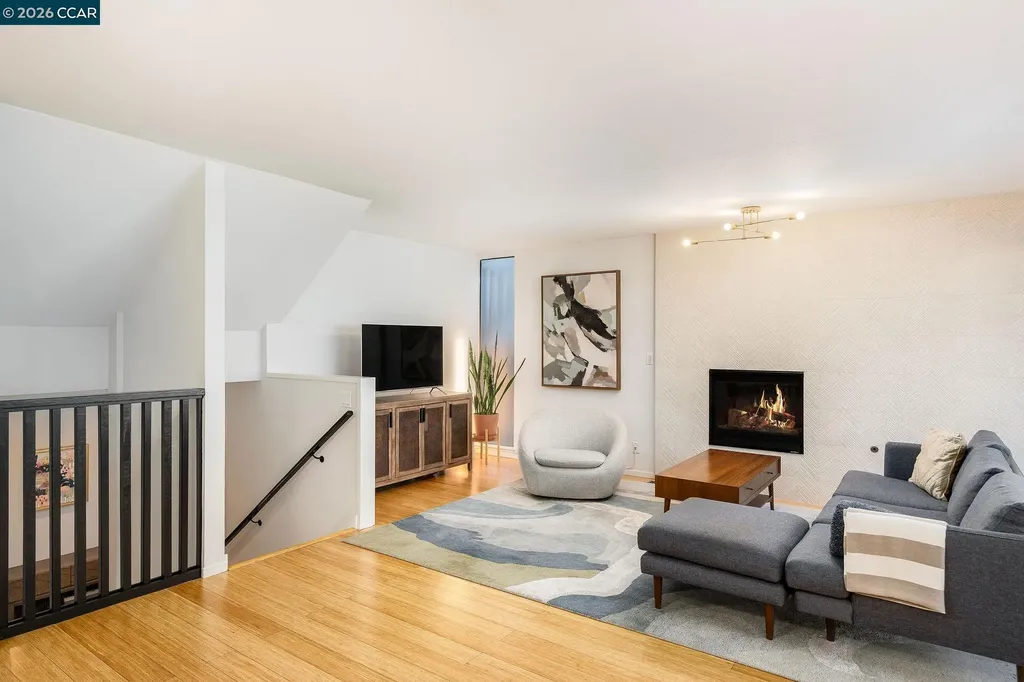 919 Dewing Avenue Lafayette CA 94549