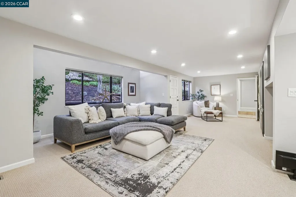 858 Mountain View Drive Lafayette CA 94549