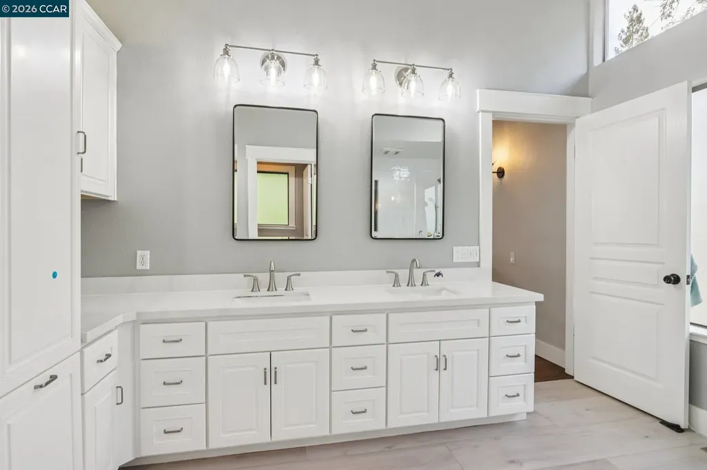 858 Mountain View Drive Lafayette CA 94549