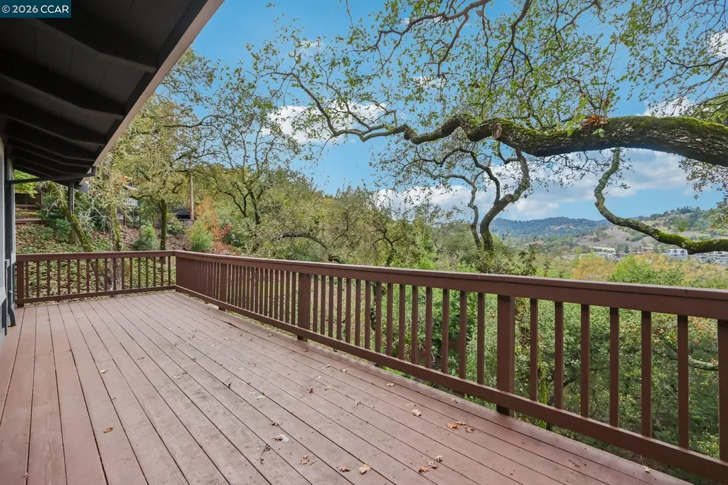 858 Mountain View Drive Lafayette CA 94549
