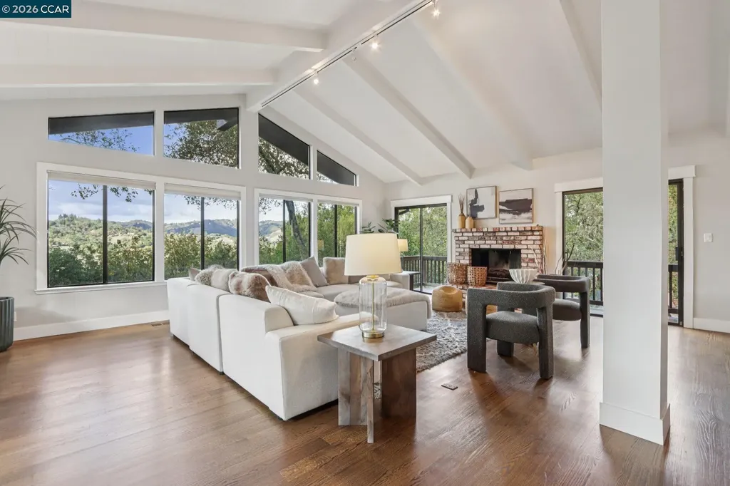 858 Mountain View Drive Lafayette CA 94549