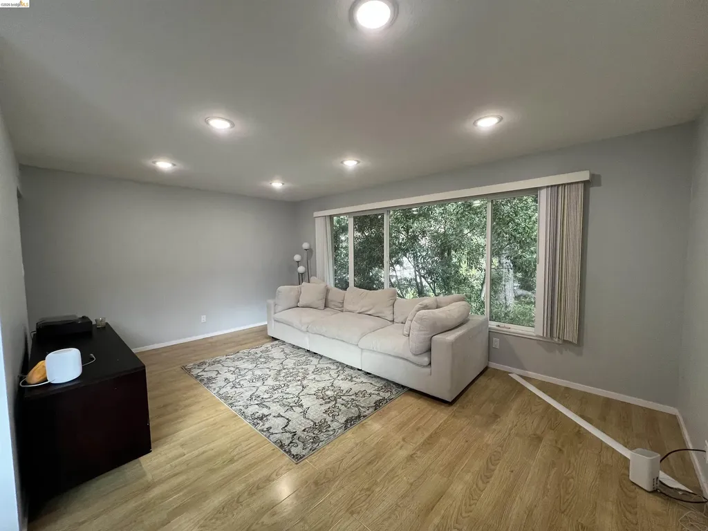 2636 Warring Street Berkeley CA 94704