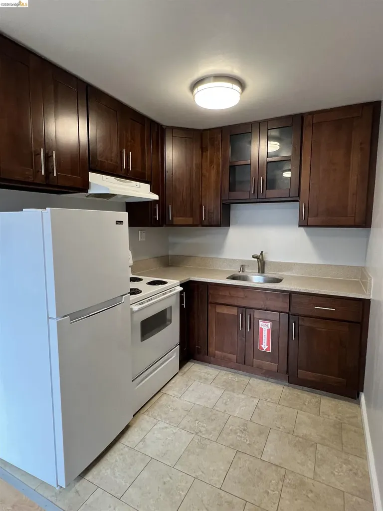 2636 Warring Street Berkeley CA 94704