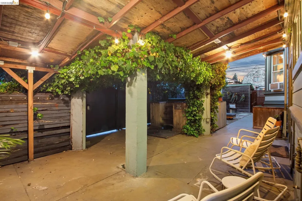 2503 16th Street Oakland CA 94601