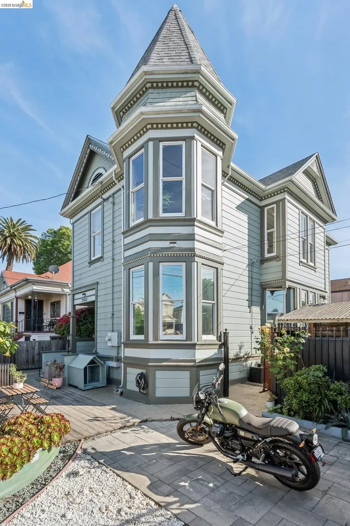 2503 16th Street Oakland CA 94601