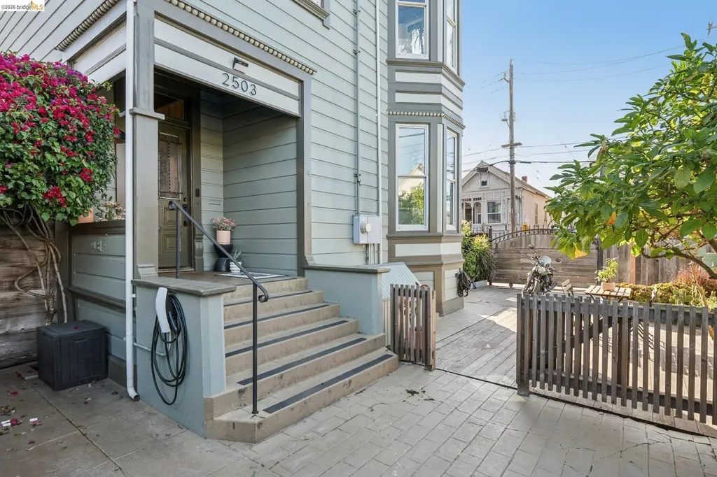 2503 16th Street Oakland CA 94601