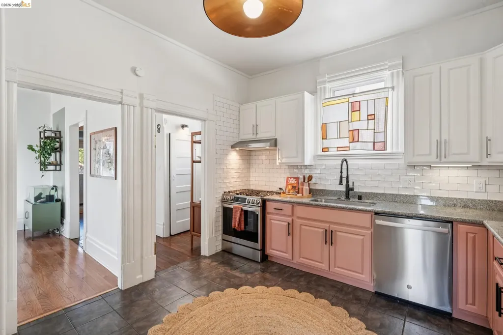 2503 16th Street Oakland CA 94601