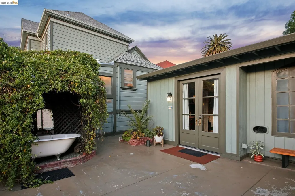 2503 16th Street Oakland CA 94601