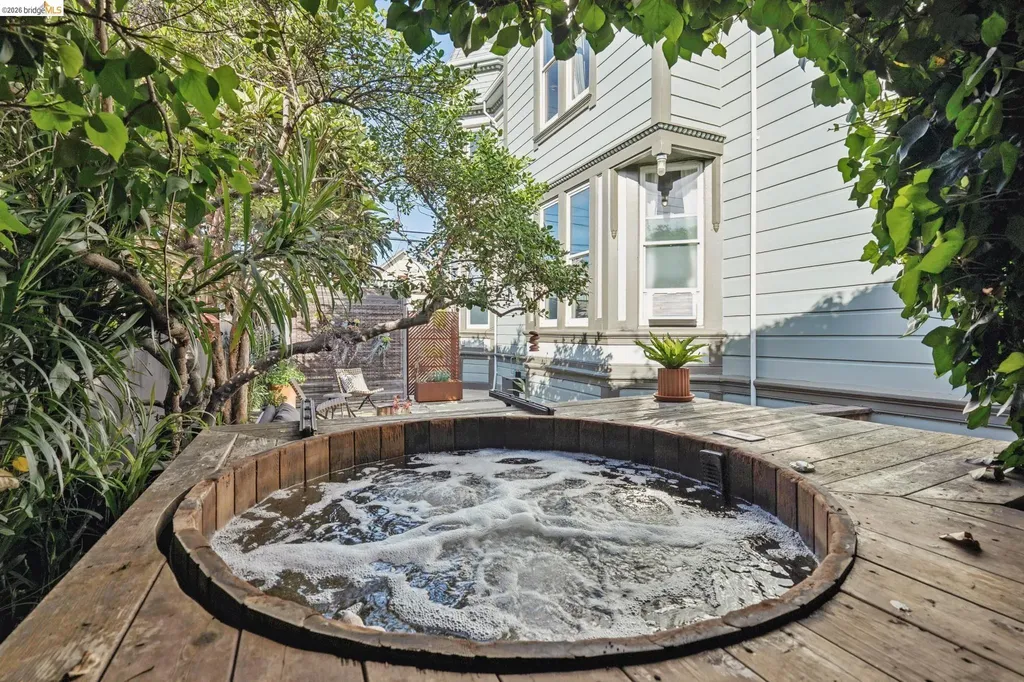 2503 16th Street Oakland CA 94601