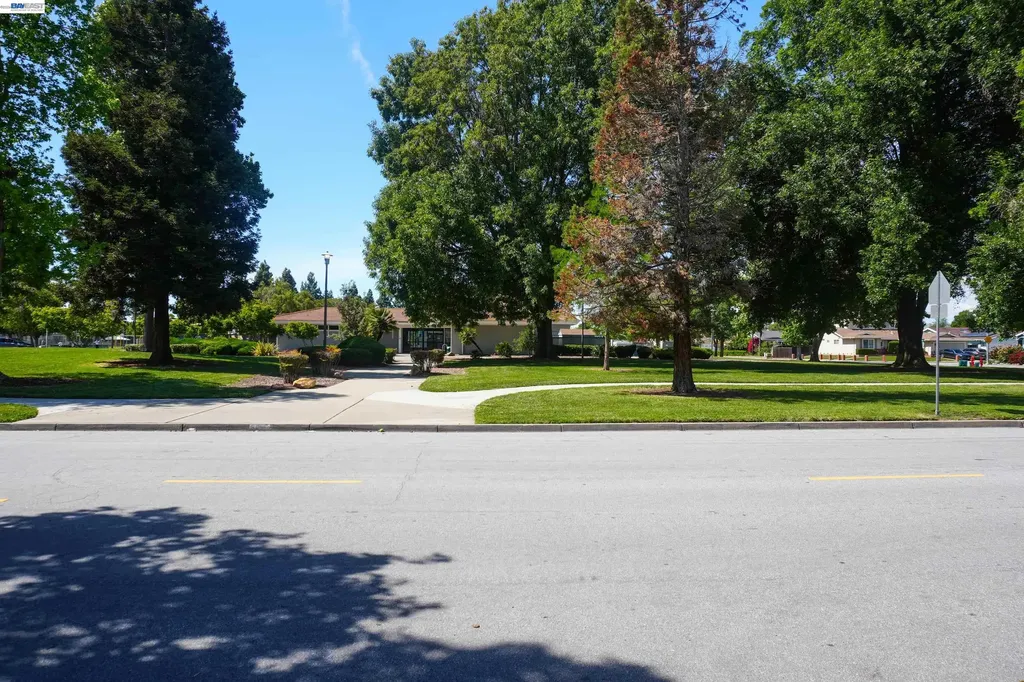 3370 Alder Avenue Fremont CA 94536