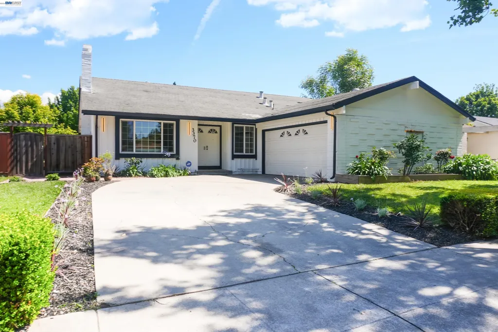 3370 Alder Avenue Fremont CA 94536