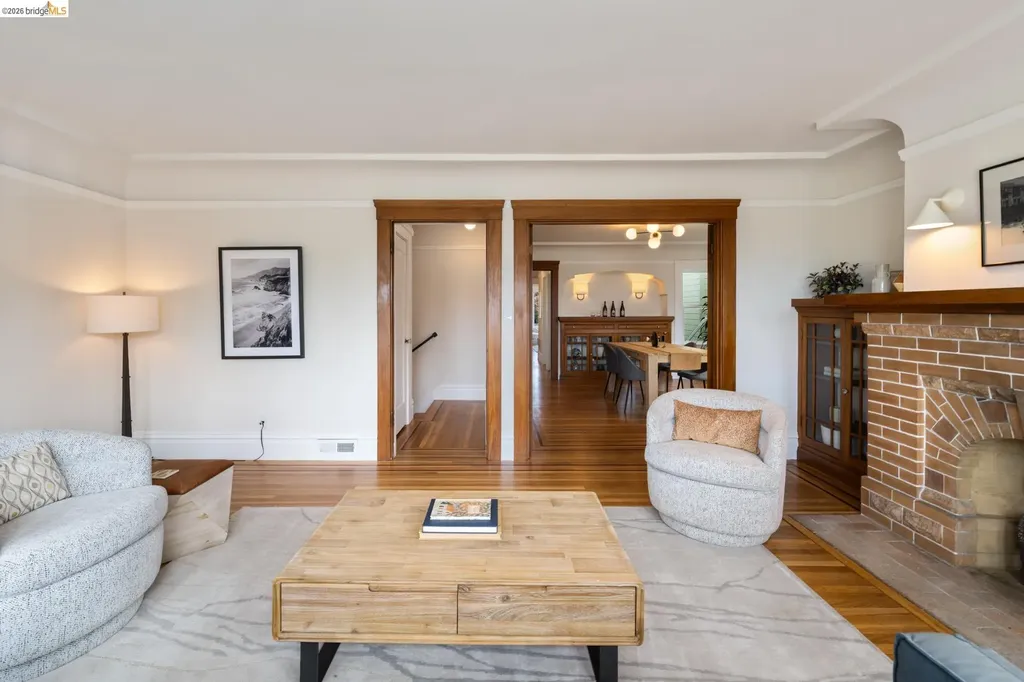 230 Ashton Avenue San Francisco CA 94112