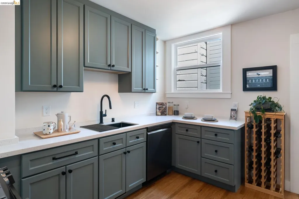 230 Ashton Avenue San Francisco CA 94112