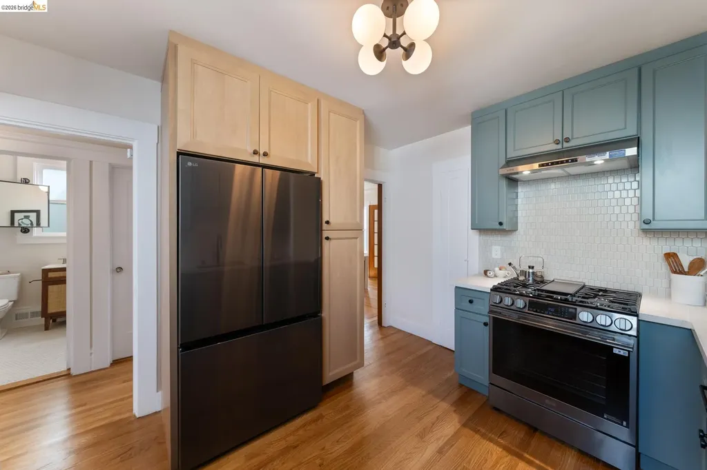 230 Ashton Avenue San Francisco CA 94112