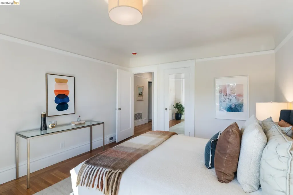 230 Ashton Avenue San Francisco CA 94112