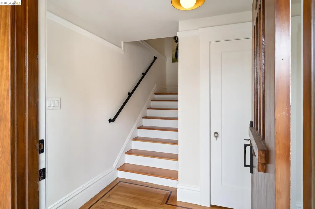 230 Ashton Avenue San Francisco CA 94112