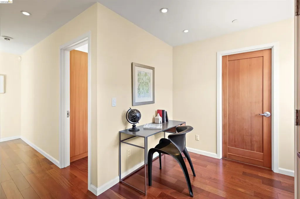 6555 Shattuck Avenue Oakland CA 94609