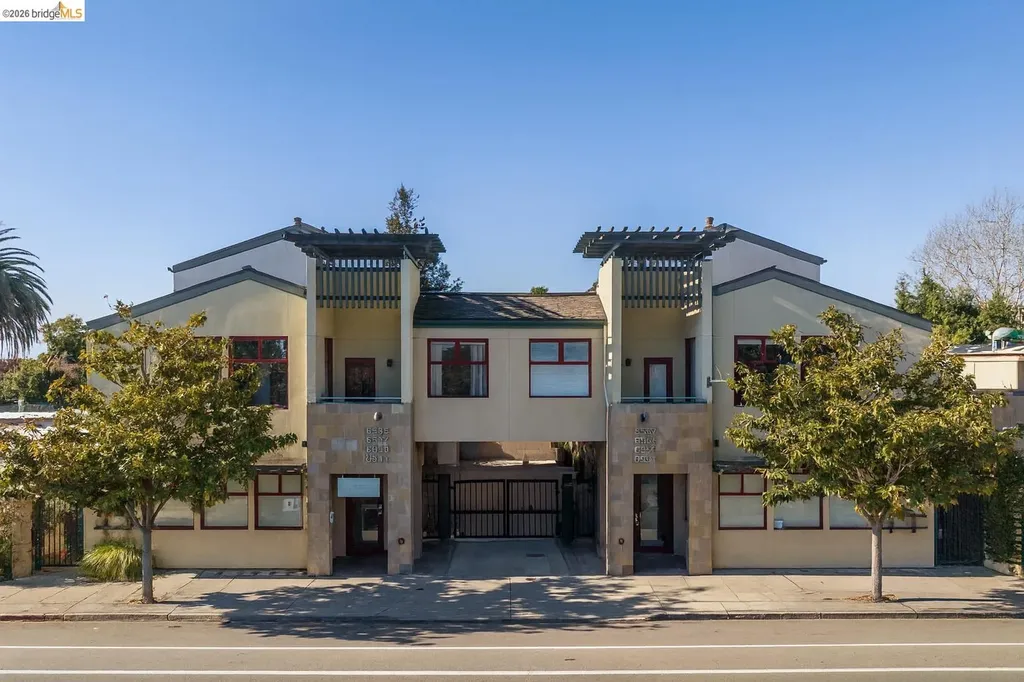 6555 Shattuck Avenue Oakland CA 94609