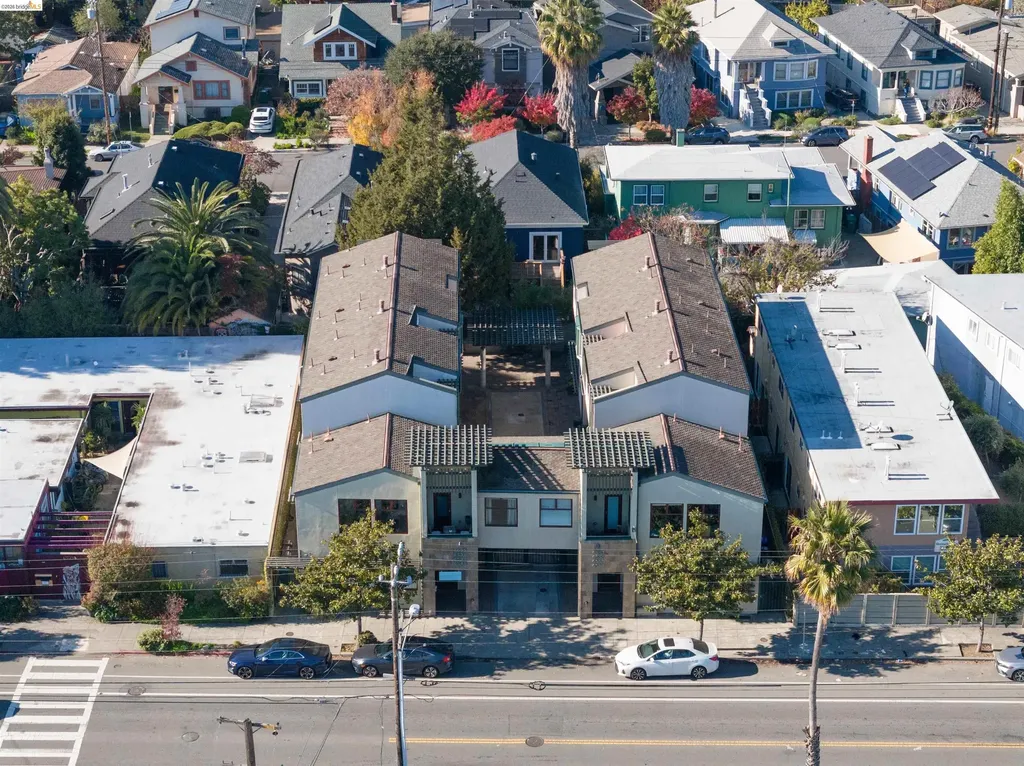 6555 Shattuck Avenue Oakland CA 94609